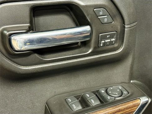 Used 2020 Chevrolet Silverado 1500 High Country w/ LPO, Dark Essentials Package image 19