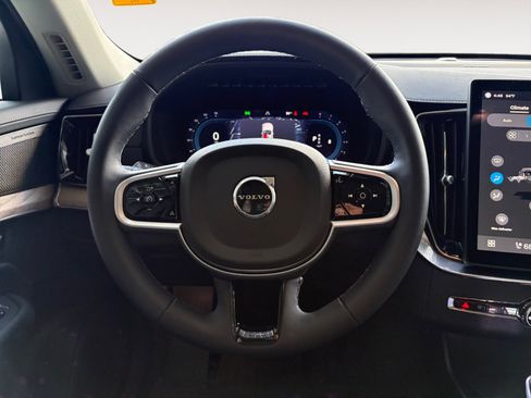 Used 2025 Volvo XC90 B5 Plus w/ Protection Package Premier image 14