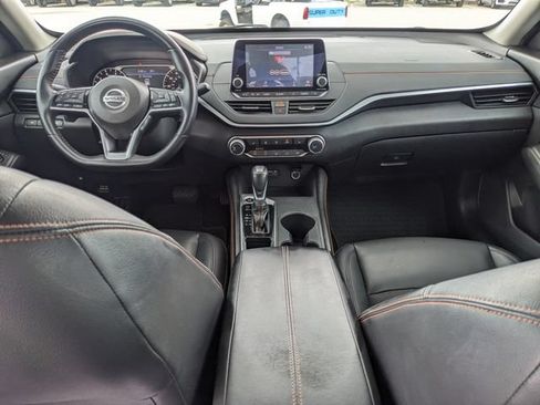 Used 2019 Nissan Altima 2.5 SR w/ SR Premium Package FWD image 15