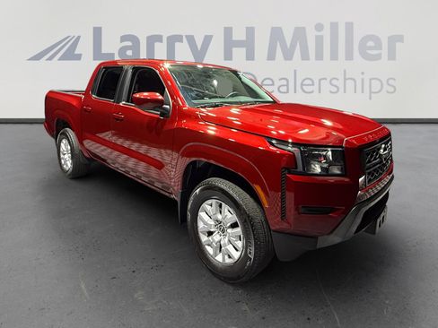 Certified 2023 Nissan Frontier SV w/ Technology Package AWD/4WD image 7