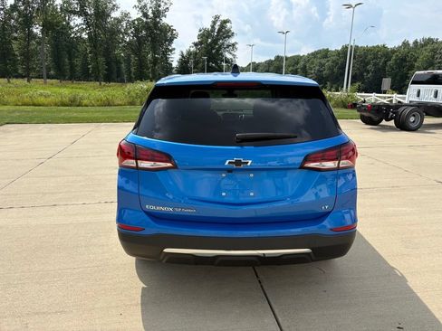 Used 2024 Chevrolet Equinox LT FWD image 5