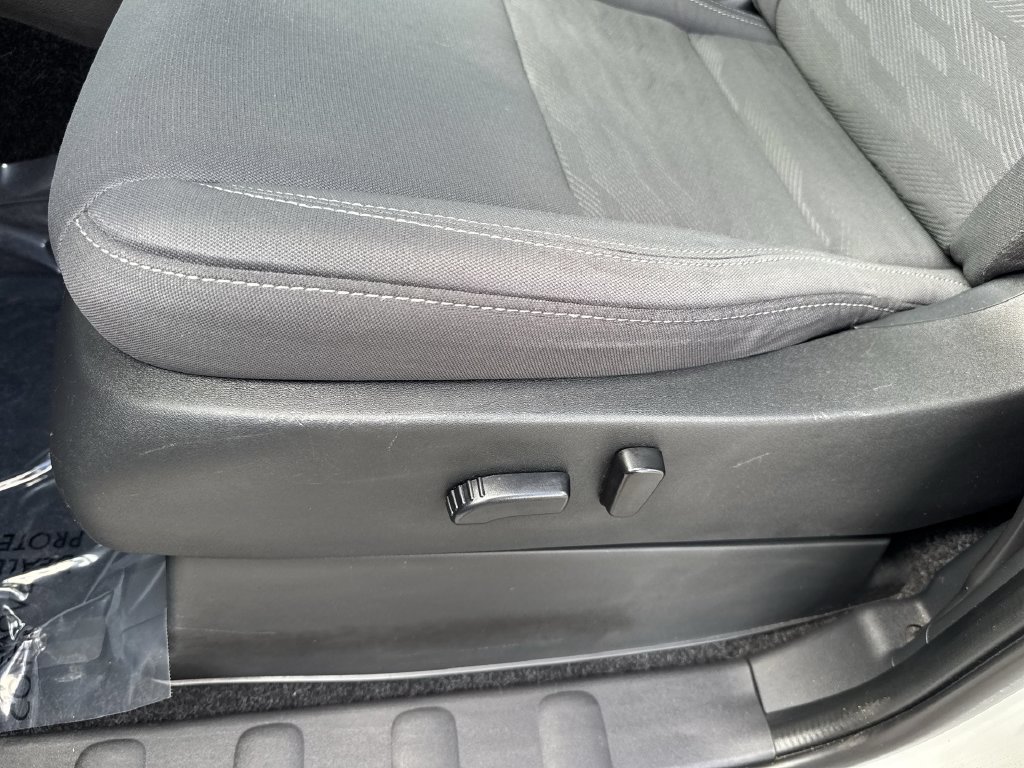 Used 2022 Nissan Frontier SV AWD/4WD image 40