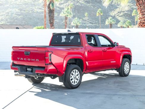 Used 2024 Toyota Tacoma 4x4 Double Cab image 9