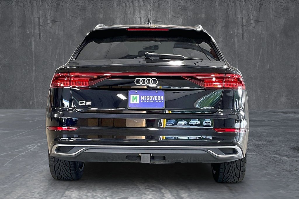 Used 2019 Audi Q8 Prestige w/ Luxury Package AWD/4WD image 6