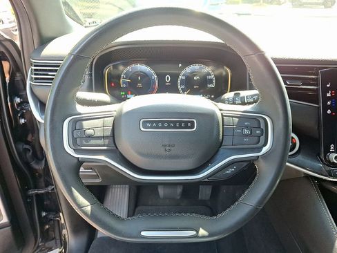 Used 2024 Jeep Wagoneer 4WD image 20