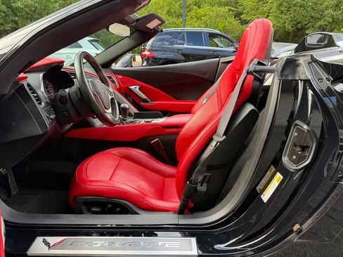 Used 2014 Chevrolet Corvette Stingray Convertible w/ 3LT Preferred Equipment Group RWD image 8