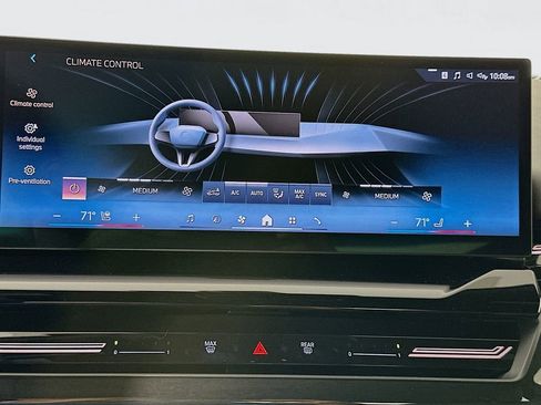 Used 2025 BMW 530i w/ M Sport Package image 16