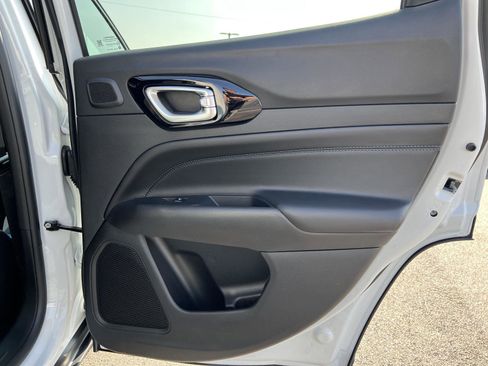 New 2026 Jeep Compass Limited w/ Sun, Sound & Navigation Group image 18