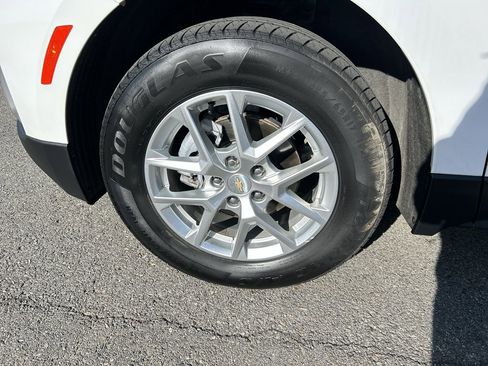 Used 2022 Chevrolet Equinox LT AWD/4WD image 8