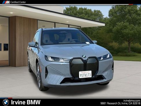 Used 2026 BMW iX xDrive45 image 5