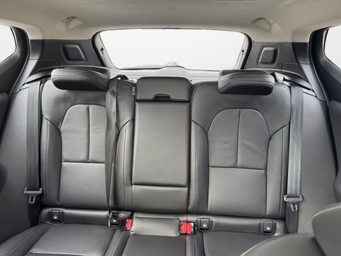 New 2026 Volvo XC40 B5 Core image 12