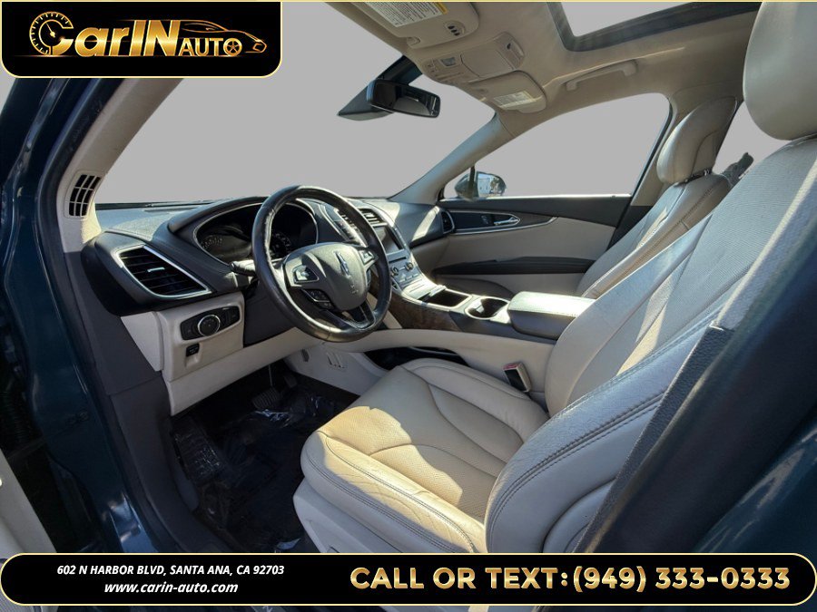 Used 2016 Lincoln MKX Reserve w/ Technology Package FWD image 9