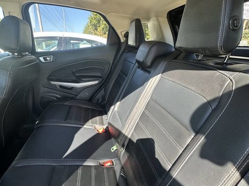 Used 2018 Ford EcoSport Titanium image 12