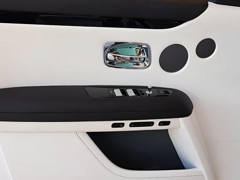 New 2027 Rolls-Royce Ghost AWD/4WD image 12