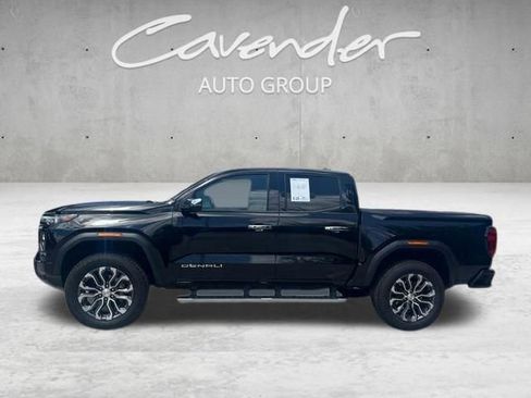 Used 2025 GMC Canyon Denali AWD/4WD image 13