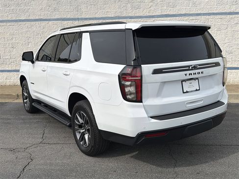 Used 2023 Chevrolet Tahoe Z71 w/ Luxury Package image 5