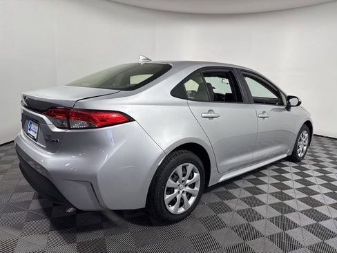 Used 2024 Toyota Corolla LE image 7