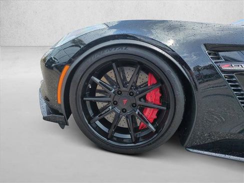 Used 2015 Chevrolet Corvette Z06 w/ 3LZ Preferred Equipment Group RWD image 20