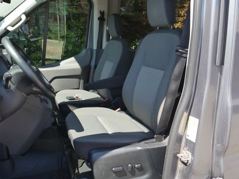 Certified 2022 Ford Transit 350 XLT AWD/4WD image 34