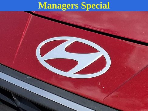 Used 2024 Hyundai Elantra SEL FWD image 30