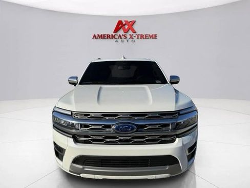 Used 2024 Ford Expedition Platinum RWD image 10