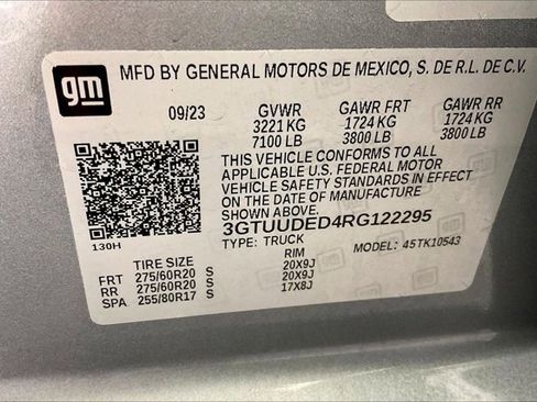 Used 2024 GMC Sierra 1500 SLT w/ SLT Premium Plus Package image 34