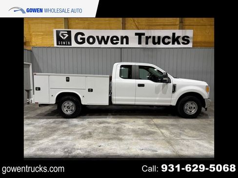 Used 2017 Ford F250 XL w/ Power Equipment Group RWD image 1