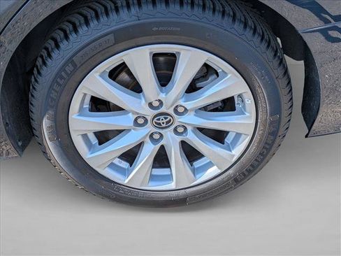 Used 2019 Toyota Camry LE FWD image 21