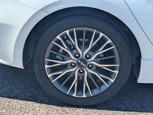 Used 2023 Kia Forte GT-Line w/ GT-Line Premium Package image 9