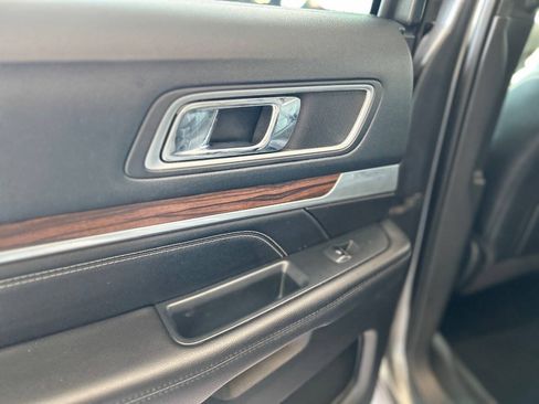 Used 2016 Ford Explorer Limited AWD/4WD image 44