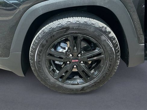 Used 2024 GMC Terrain AT4 w/ Tech Package AWD/4WD image 9