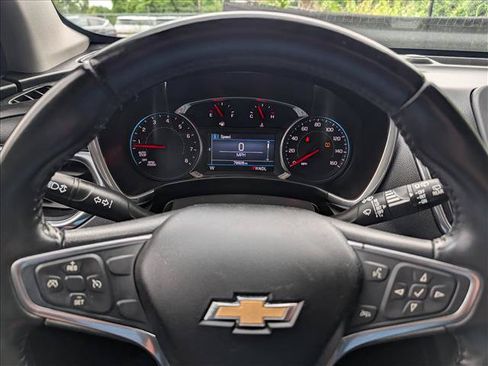 Used 2019 Chevrolet Equinox LT FWD image 38
