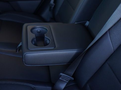 New 2025 Chevrolet Equinox EV LT image 24