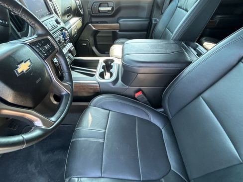 Used 2023 Chevrolet Silverado 2500 High Country w/ Z71 Off-Road Package image 18