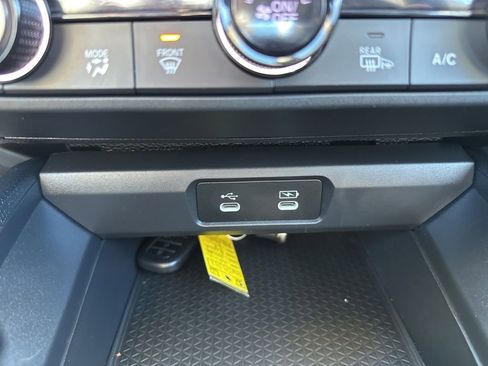 Used 2023 Honda Accord EX image 29