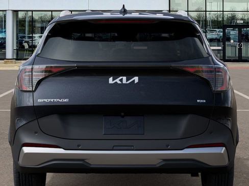 New 2026 Kia Sportage EX AWD/4WD image 13