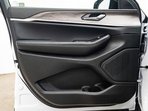 New 2026 Jeep Grand Cherokee 4WD image 23