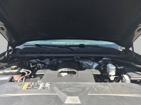 Used 2017 Chevrolet Silverado 1500 LT w/ All Star Edition AWD/4WD image 7