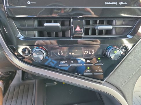 Certified 2023 Toyota Camry XLE FWD image 17