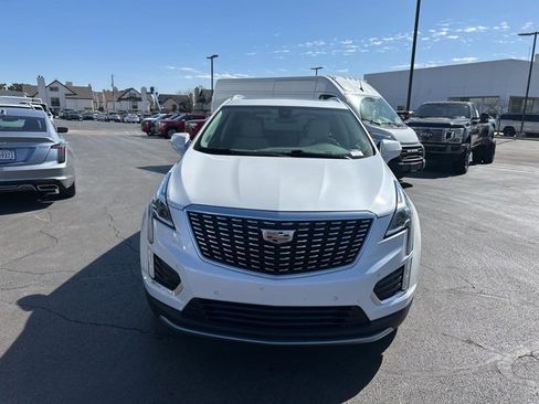 Certified 2023 Cadillac XT5 Premium Luxury image 3