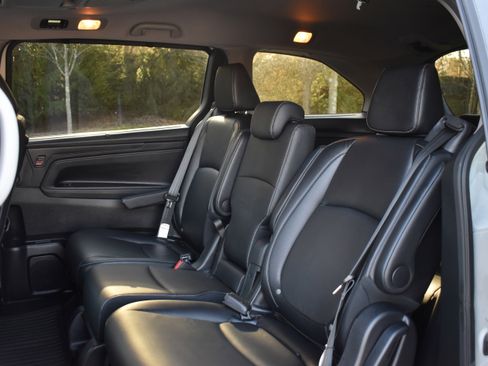 Used 2022 Honda Odyssey Touring image 4