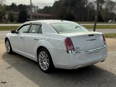 Used 2011 Chrysler 300 Limited w/ Sound Group RWD image 5