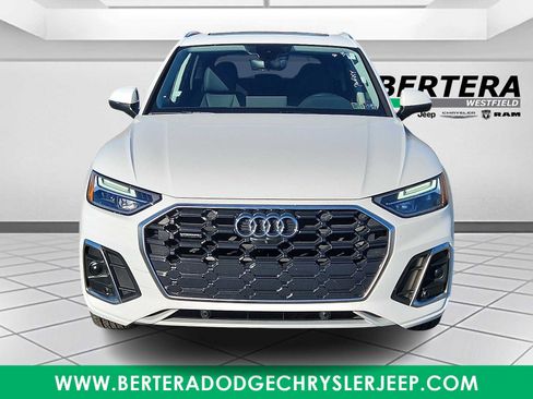 Used 2024 Audi Q5 2.0T Premium Plus image 2