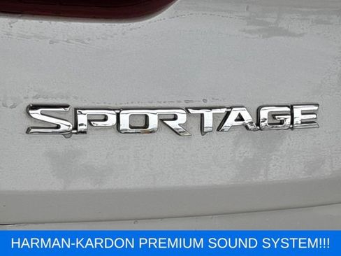 Used 2021 Kia Sportage SX AWD/4WD image 11