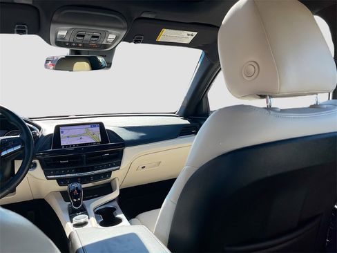 Used 2025 Cadillac CT4 Premium Luxury image 25