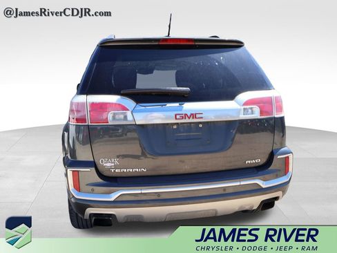 Used 2017 GMC Terrain Denali image 7
