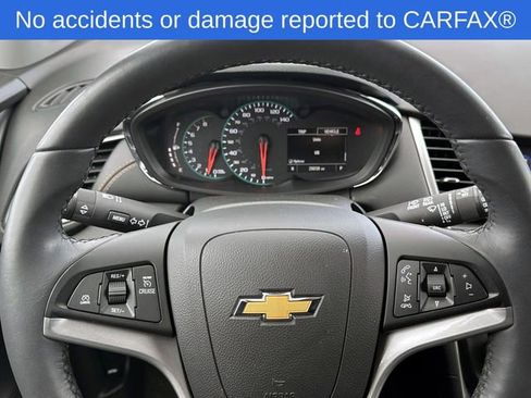 Certified 2022 Chevrolet Trax LT w/ Driver Confidence Package image 22