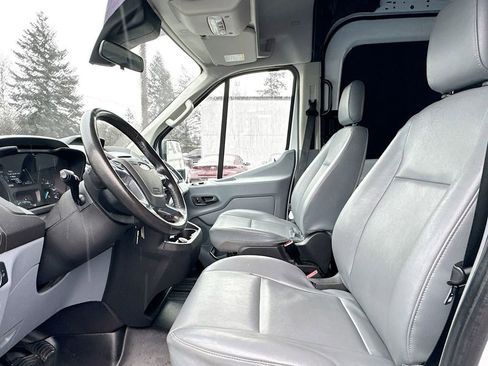 Used 2019 Ford Transit 250 130 Medium Roof image 11