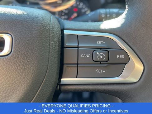 New 2026 Jeep Compass Latitude image 14