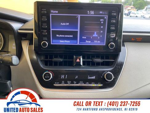 Used 2020 Toyota Corolla LE image 14